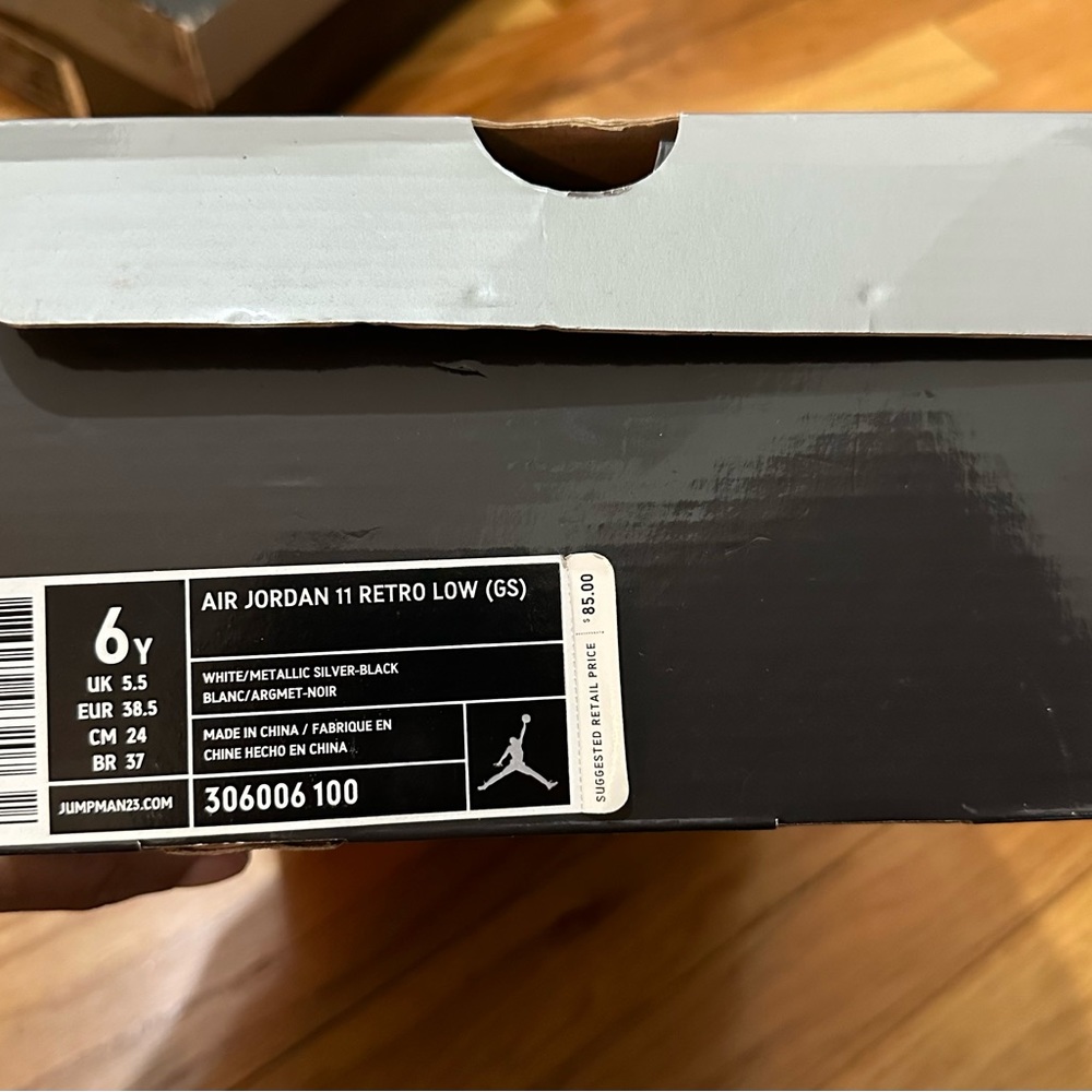 Retro Jordan Low Grade School Sz 6Y Black and White ACCEPTING ALL OFFERS - Picture 3 of 9